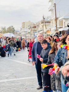 Υπέροχες αποκριάτικες εκδηλώσεις σε όλο το Δήμο Καρύστου το τριήμερο με χιλιάδες επισκέπτες